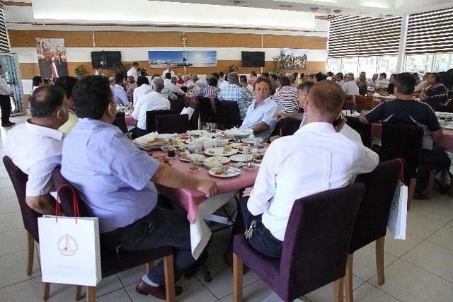 Başkan Durak&rsquo;tan M&uuml;teahhitlere &ldquo;moloz&rdquo; Uyarısı 3