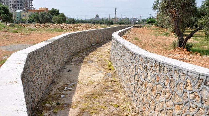 Akpınar Deresi&rsquo;nin Islah &Ccedil;alışması Devam Ediyor