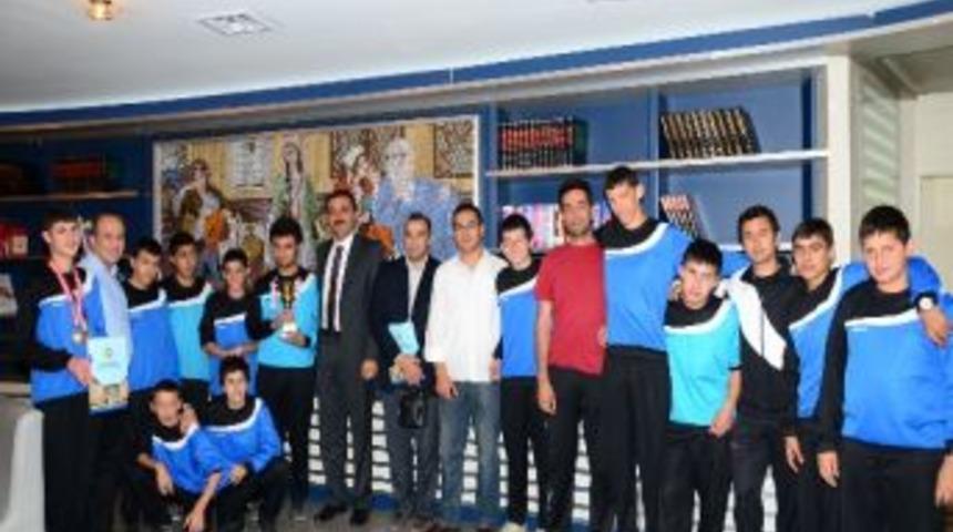 &Ouml;zel Eğitim &Ouml;ğrencilerinin Başarısı