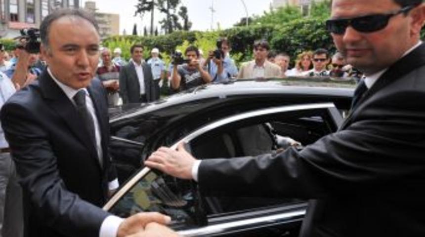 Vali Altıparmak Veda Etti