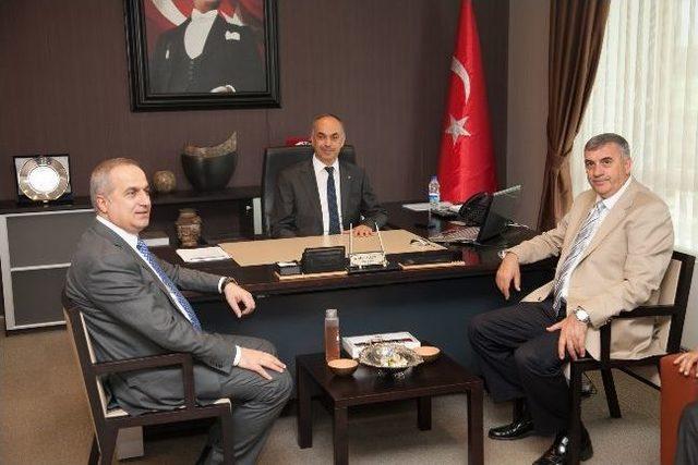 To&ccedil;oğlu, Satso&rsquo;yu Ziyaret Etti 1