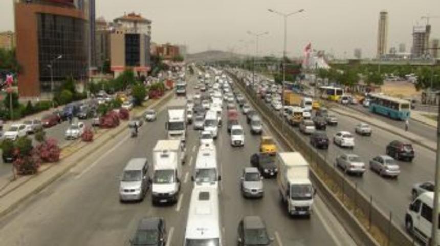 Servis Şoförleri 'S' Plaka Için Eylem Yaptı