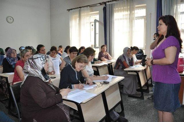 Zonguldak'ta 'alkol Ve Aile İçi İletişim' Semineri