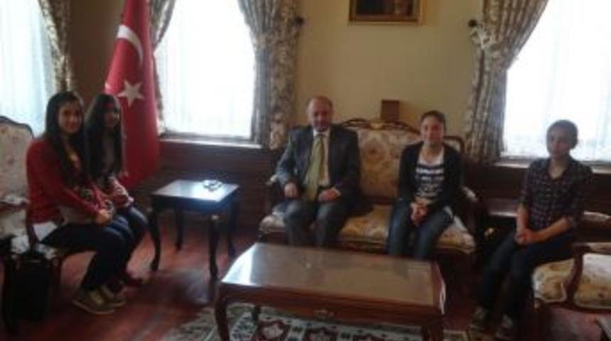 Ardahan&rsquo;da Kongre Binasına Ziyaret&ccedil;i Akını