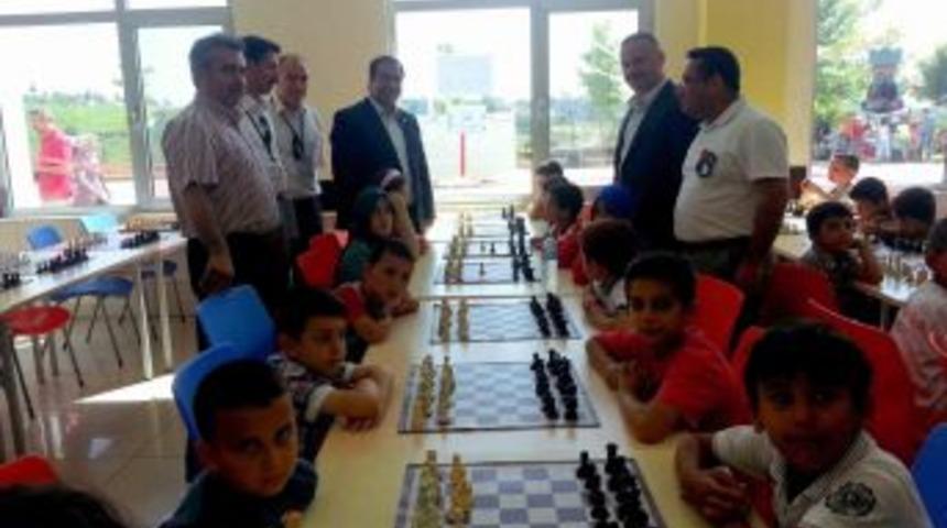 Yıldırımhan&rsquo;dan Festival Havasında Satran&ccedil; Turnuvası