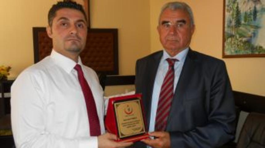 Hayırseverlerden Derik Devlet Hastanesi'ne Destek