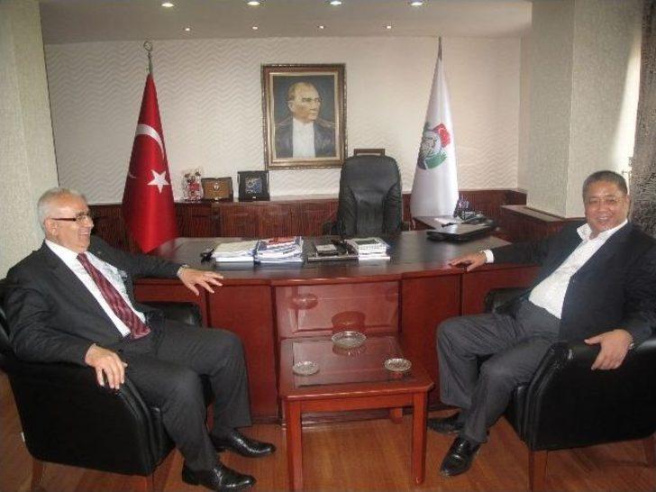 &Ccedil;in Halk Cumhuriyeti B&uuml;y&uuml;kel&ccedil;isi Xiasheng'den Vali &Ccedil;akır&rsquo;a Ziyaret