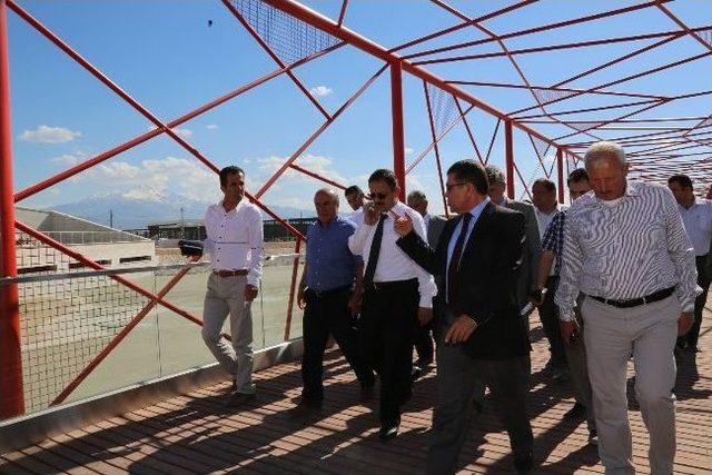 &Ouml;zhaseki den Hizmet Turu 1