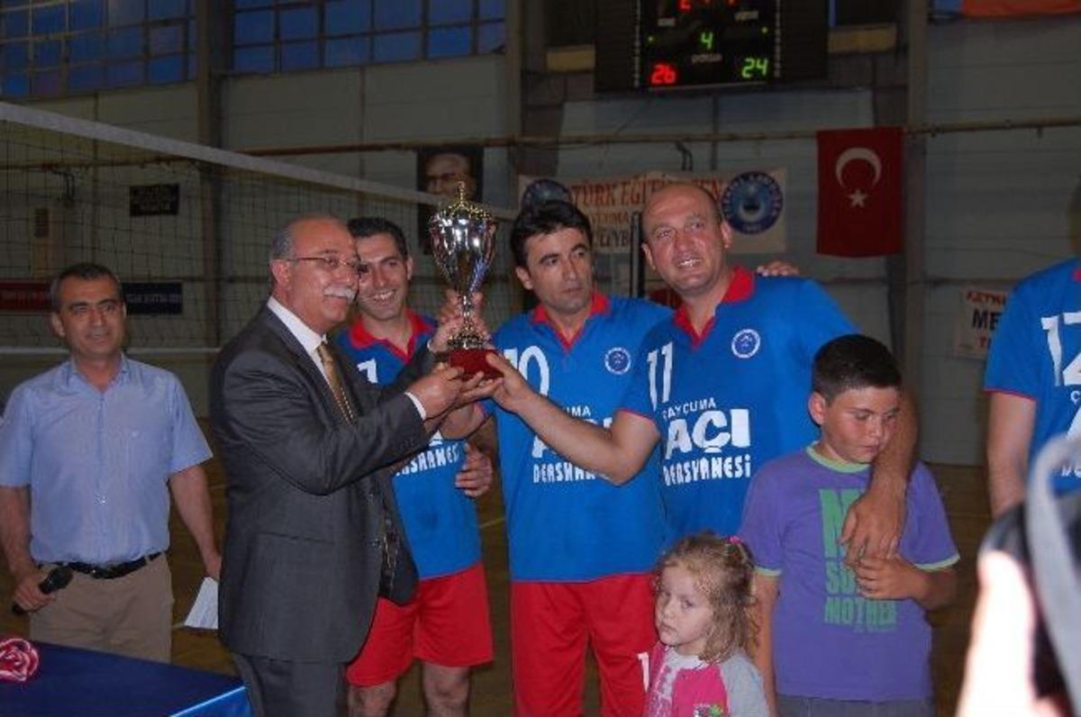 T&uuml;rk Eğitim Sen Genel Başkanı &Ccedil;aycuma&rsquo;da