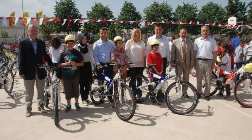 İzmit&rsquo;te Her &Ccedil;ocuğun Bisikleti Olacak