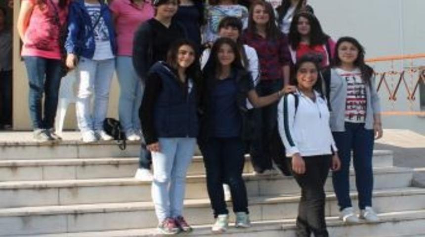 Futbol Tutkunu Kızlar