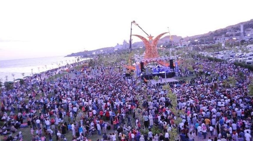 T&uuml;rkiye&rsquo;nin Renkleri Darıca&rsquo;da Buluşuyor