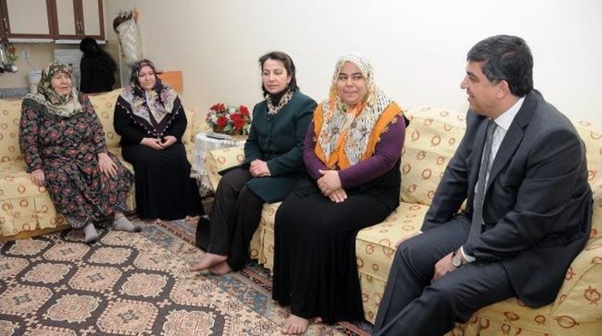 Başkan Fadıloğlu 1+1 Konutlarını Ziyaret Etti