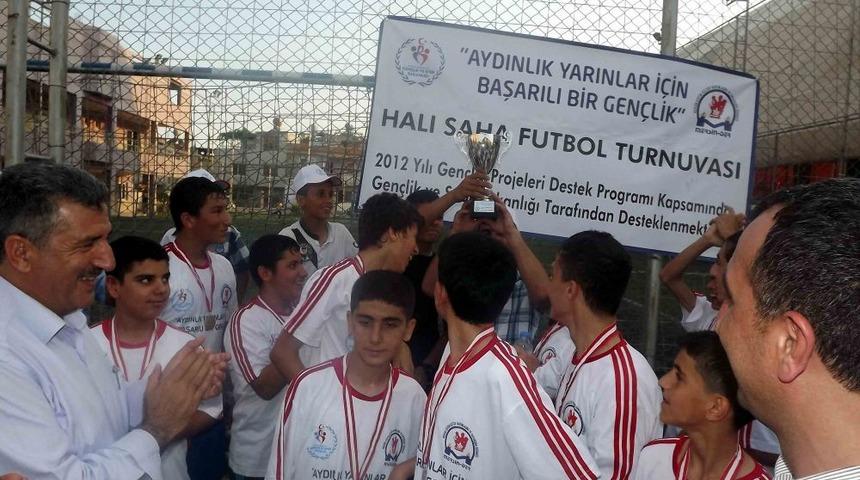 Ufuk Okuma Salonlarından Satran&ccedil; Ve Futbol Turnuvası
