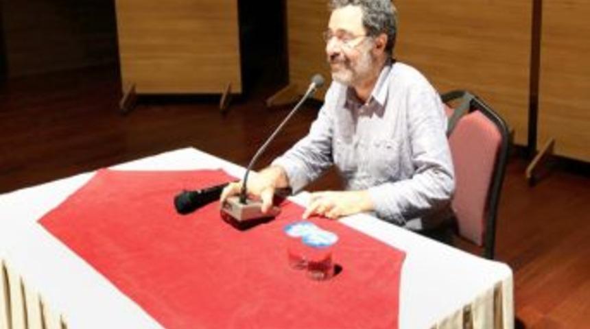 Şair Ve Yazar Ahmet &Uuml;mit, S&ouml;yleşiye Katıldı