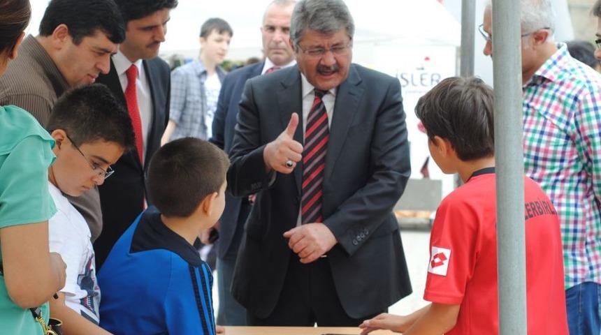 &Ouml;zel Kızılırmak &Ouml;ğrencileri Bilim Şenliği D&uuml;zenledi