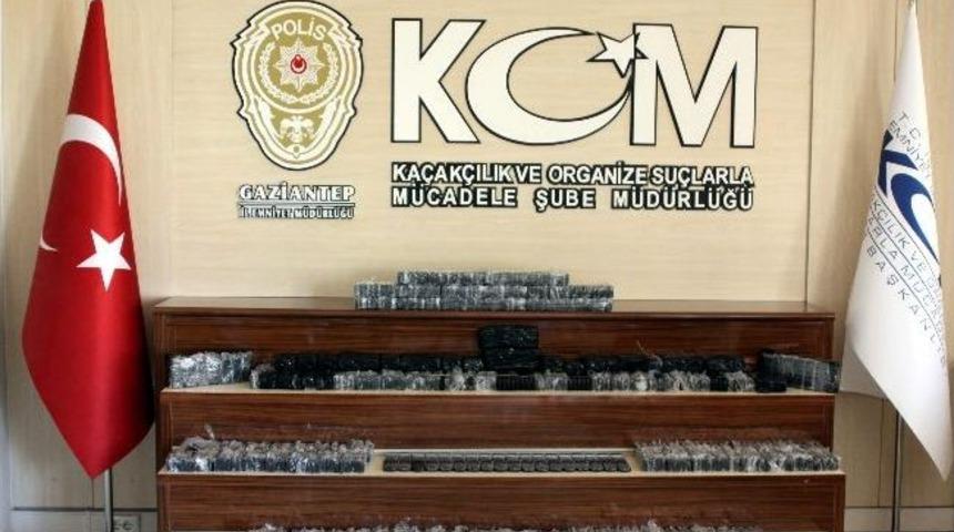 Gaziantep&rsquo;te 925 Adet G&uuml;mr&uuml;k Ka&ccedil;ağı Cep Telefonu Ele Ge&ccedil;irildi