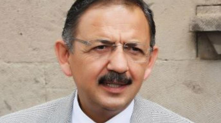 Başkan Mehmet &Ouml;zhaseki: T&uuml;rk Okulları M&uuml;thiş Bir Proje