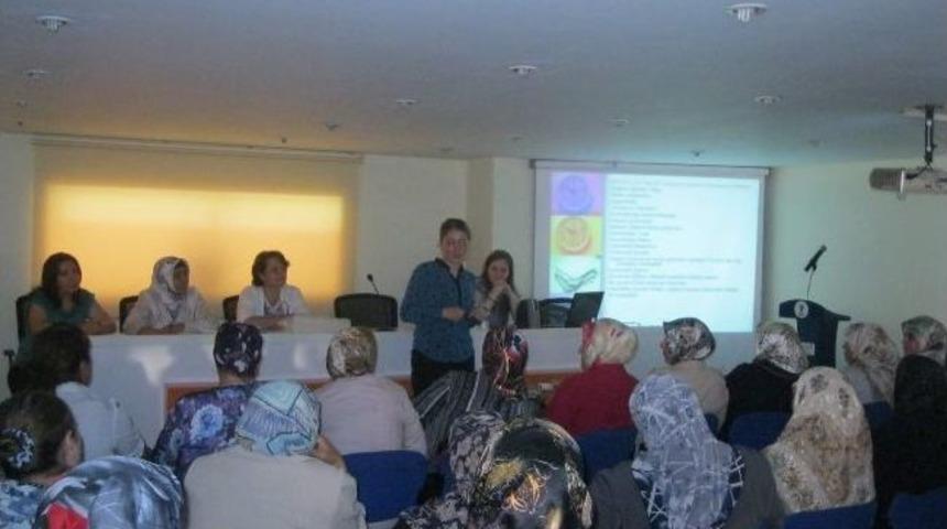 Ak Parti Şehitkamil Kadın Kollarından &ldquo;lamaze Ve Doğuma Hazırlık&rdquo; Seminerleri