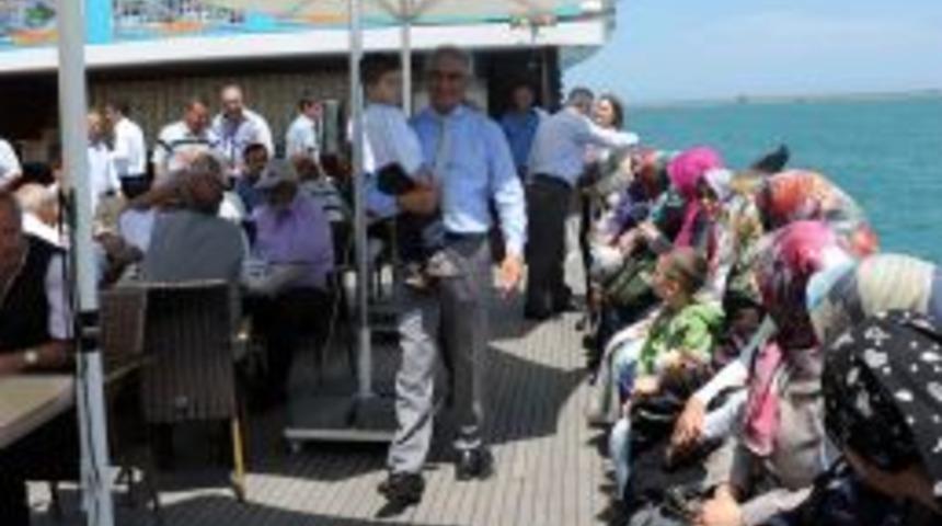 Kurupelit Sakinleri Başkan Yılmaz&rsquo;ın Konuğu Oldu