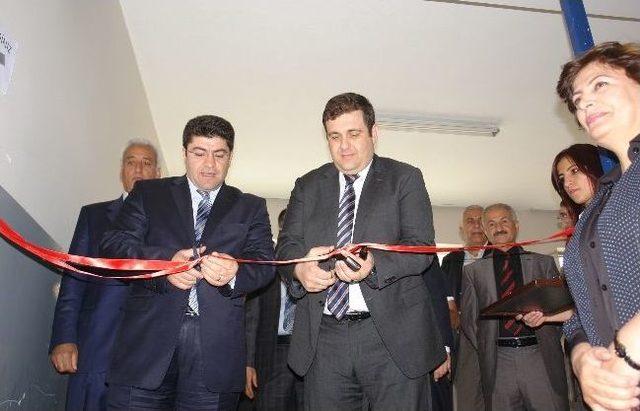 Y&uuml;ksekova&rsquo;da Geleneksel Yıl Sonu Sergisi 2