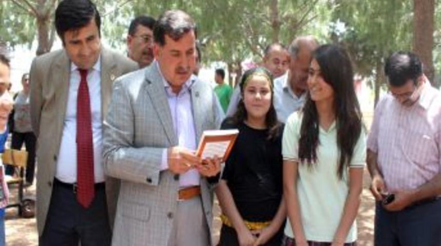 İlk&ouml;ğretim &Ouml;ğrencileri, Madde Bağımlığıyla Ilgili Kitap Yazdı