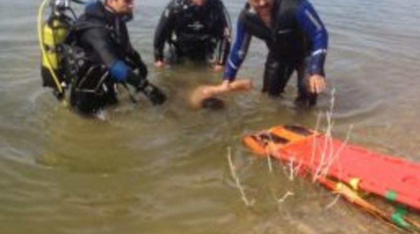 Serinlemek İ&ccedil;in Girdiği G&ouml;lette Boğuldu