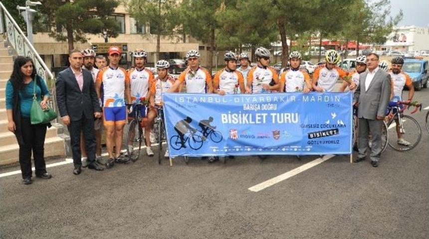 Barışa Doğru Bisiklet Turu Diyarbakır&rsquo;da