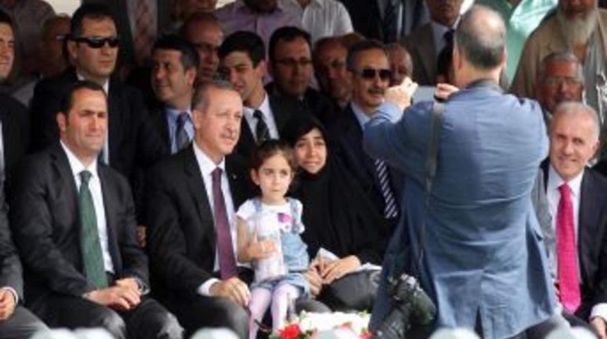 Başbakan Erdoğan &Ccedil;ocukluk Anılarını Anlattı