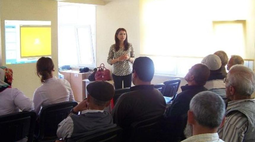 Kumru&rsquo;da &Ccedil;ift&ccedil;ilere Tarım İlacı Eğitimi