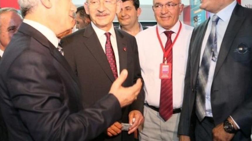 İstanbul&rsquo;da Nil&uuml;fer R&uuml;zgarı