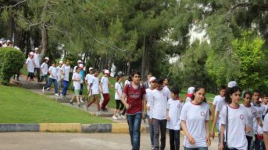 MK&Uuml;, Reyhanlılı &Ouml;ğrencilerin Acılarını Unutturmaya &Ccedil;alışıyor