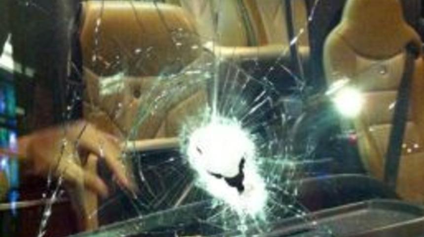 Galatasaray Medical Park Kafilesine Taşlı Saldırı