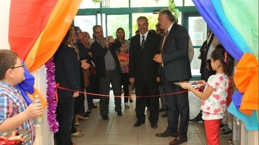 Minik &Ouml;ğrencilerden B&uuml;y&uuml;k Eserler