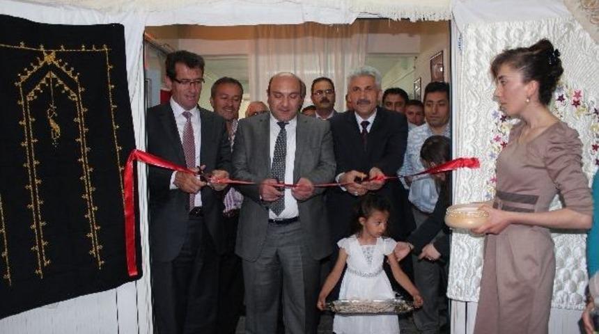 Şiranlı Kadınlar 6 Aylık Emeklerini Sergiledi