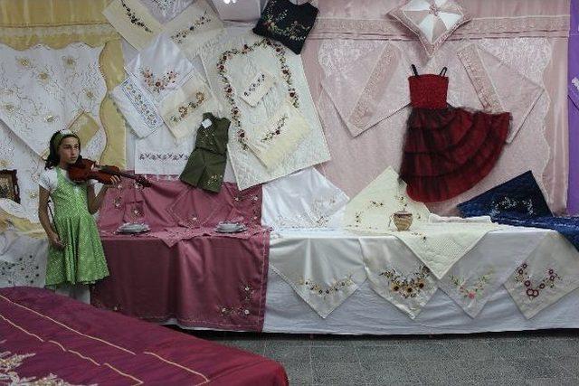 Şiranlı Kadınlar 6 Aylık Emeklerini Sergiledi 1