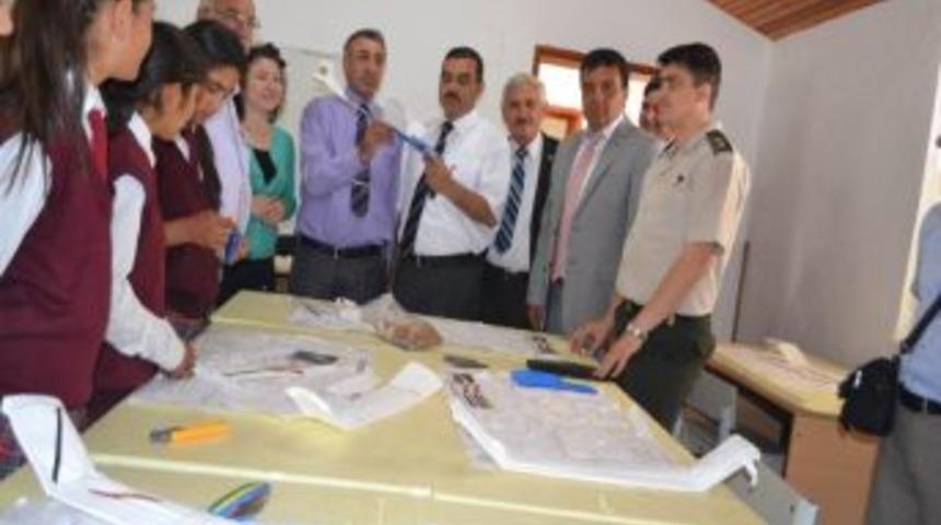 Sandal'da Model U&ccedil;ak Kursu Sona Erdi
