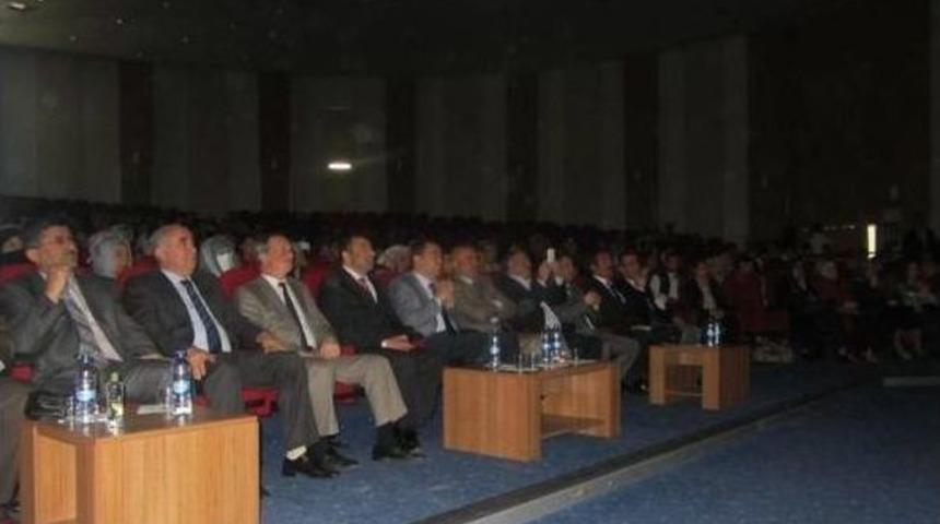 Recep Birsin &Ouml;zen &Ouml;zel Eğitim Merkezi &Ouml;ğrencilerinden Yılsonu G&ouml;sterisi