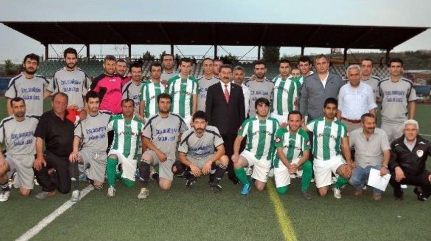 Mahalleler Sahaya İndi