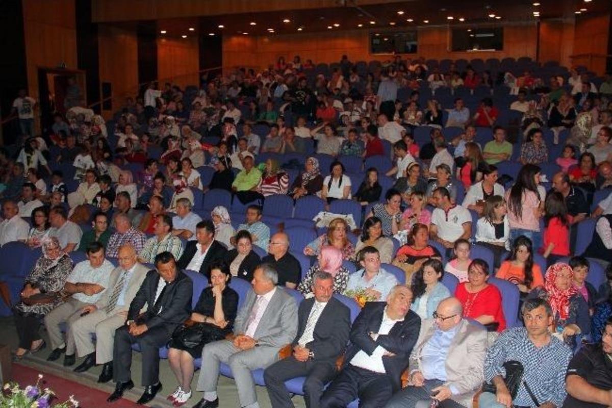 Bu Koro T&uuml;rkiye&rsquo;de İlk Ve Tek