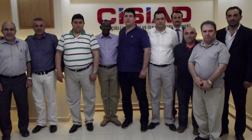 Gine Ticaret Bakanı, &Ccedil;İSİAD &Uuml;yeleri Ile Buluştu