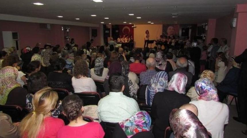 Boyabatlılar Neşet Ertaş&rsquo;ı Andı