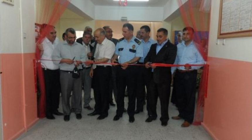 Anadolu İhl&rsquo;de Felsefe Ve Psikoloji Temalı Resim Sergisi