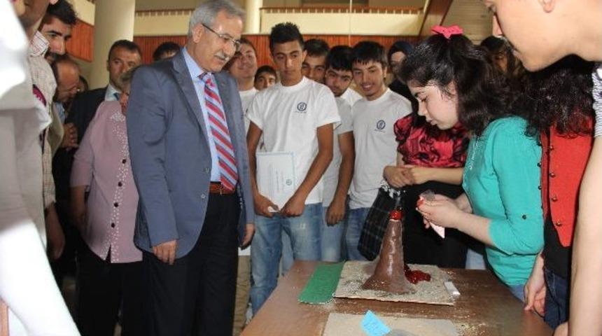 B&uuml; Eğitim Fak&uuml;ltesi&rsquo;nden &ldquo;eğitim Metaryalleri&rdquo; Sergisi