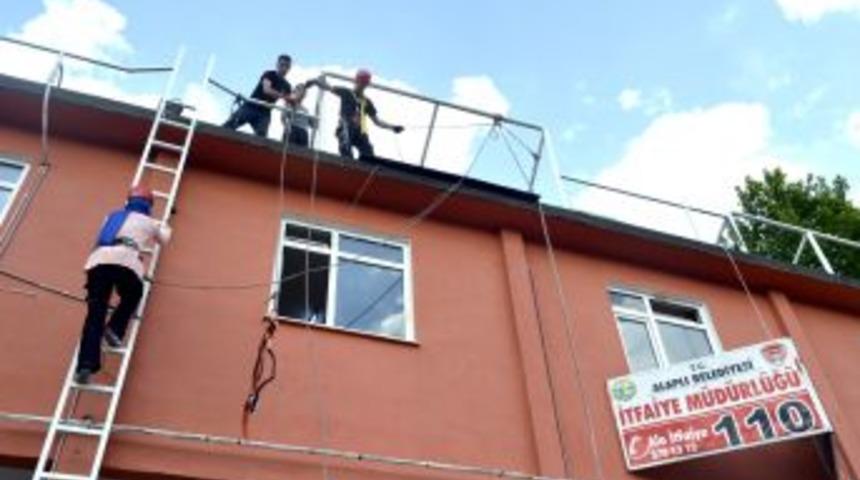 G&ouml;n&uuml;ll&uuml; itfaiyecilerin eğitimleri s&uuml;r&uuml;yor