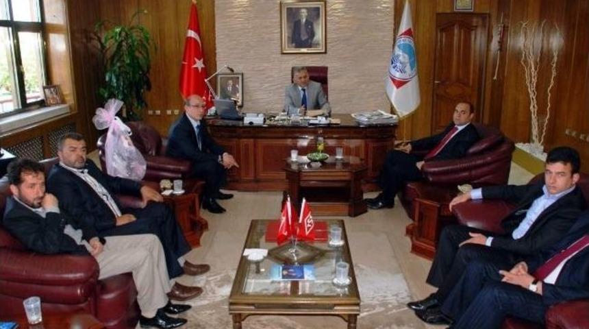 Kayseri Asans&ouml;rc&uuml;ler Derneği, Melikgazi Belediyesini Ziyaret Etti