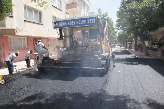 Şahinbey Belediyesi Kavaklık Mahallesinde Asfaltlama Yaptı