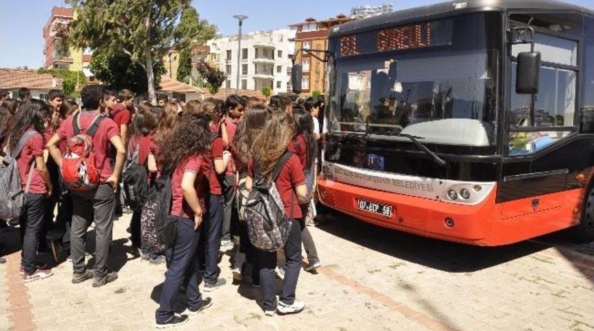 Ulaşım A.ş.&rsquo;den &Ouml;ğrencilere Ulaşım Desteği