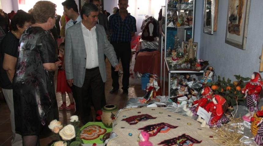 D&ouml;şemealtı&rsquo;nda HEM'den Yıl Sonu Sergisi