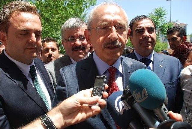 Kılı&ccedil;daroğlu: "nazmiye Hanım S&uuml;leyman Bey in &Ccedil;ektiği B&uuml;t&uuml;n Acıları Paylaştı" 2